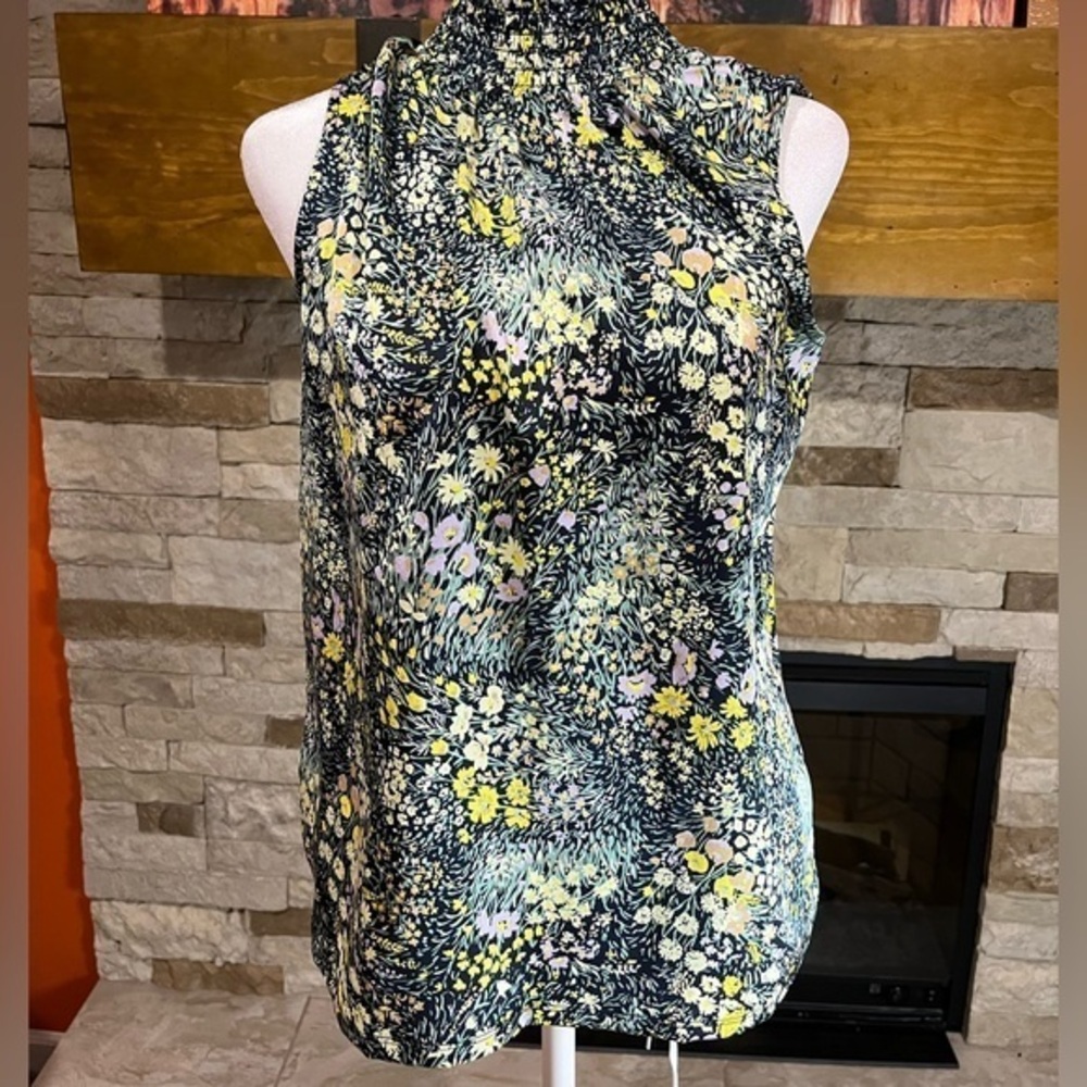 Ann Taylor Factory Blouse Sleeveless Floral